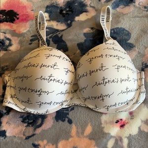 Victoria’s Secret push-up bra